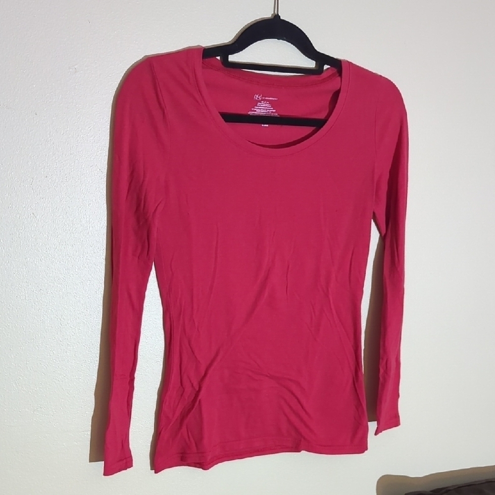 No Boundaries Red Fitted Long Sleeve Tee - Picture 2 of 7